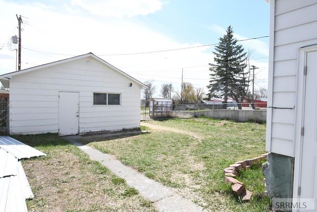 238 W Main Street, St Anthony, ID 83445