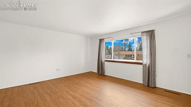 3325 Raindrop Drive, Colorado Springs, CO 80917