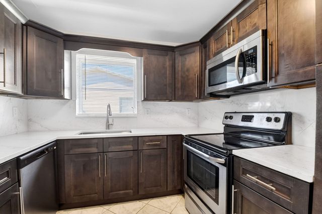 2783 Dudley Drive E D, West Palm Beach, FL 33415