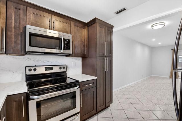 2783 Dudley Drive E D, West Palm Beach, FL 33415