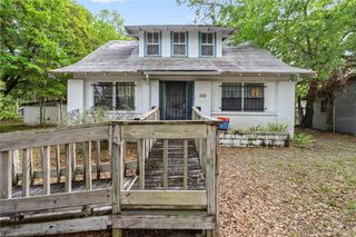 1529 NE 3RD AVENUE, Gainesville, FL 32641