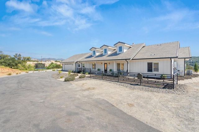 15663 Mathew Road, Valley Center, CA 92082