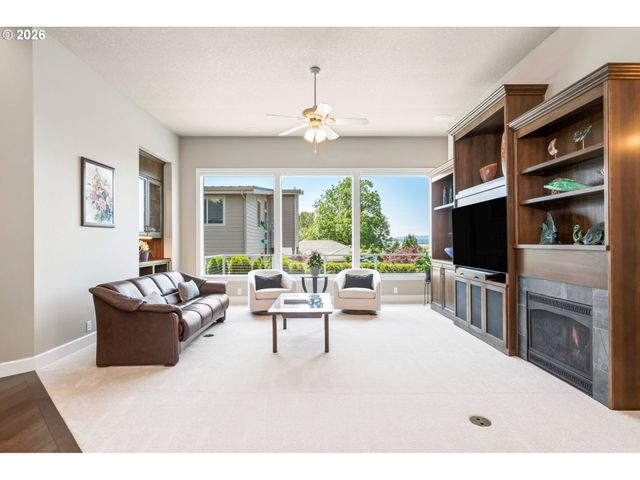 1508 Se HAWKS VIEW Ct, Vancouver, WA 98664