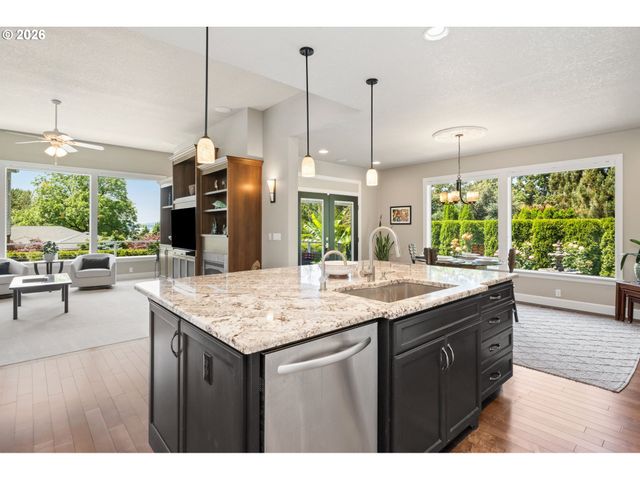 1508 Se HAWKS VIEW Ct, Vancouver, WA 98664