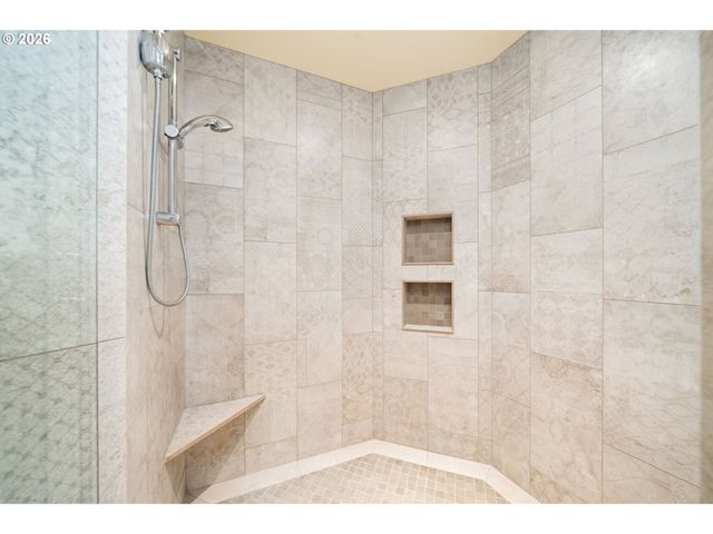 1508 Se HAWKS VIEW Ct, Vancouver, WA 98664