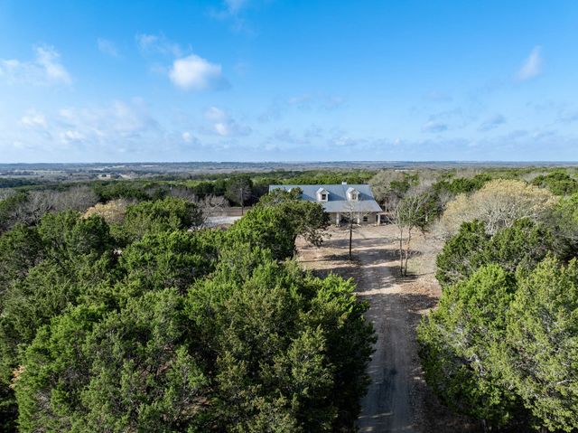 1919 Bend Of The Bosque Road, China Spring, TX 76633