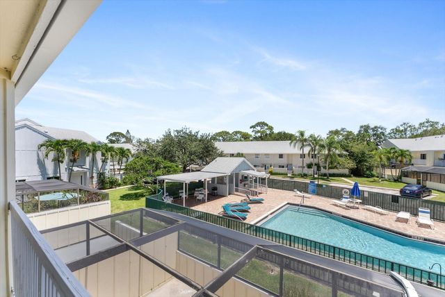 6175 Riverwalk Lane 4, Jupiter, FL 33458