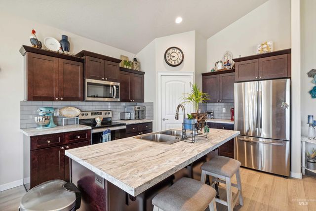 468 April Ave, Twin Falls, ID 83301