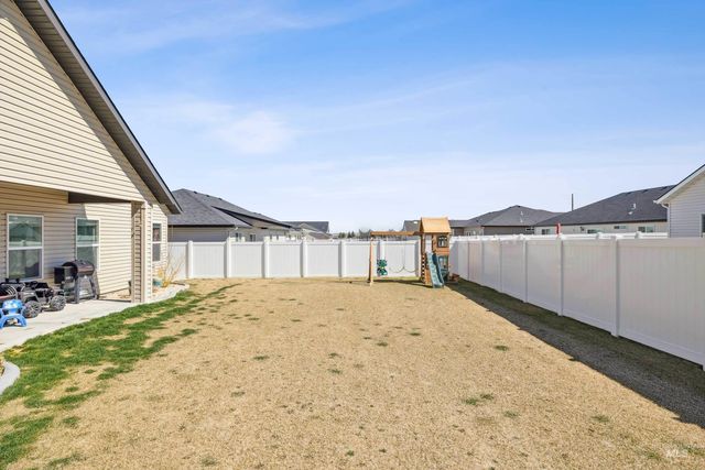 468 April Ave, Twin Falls, ID 83301
