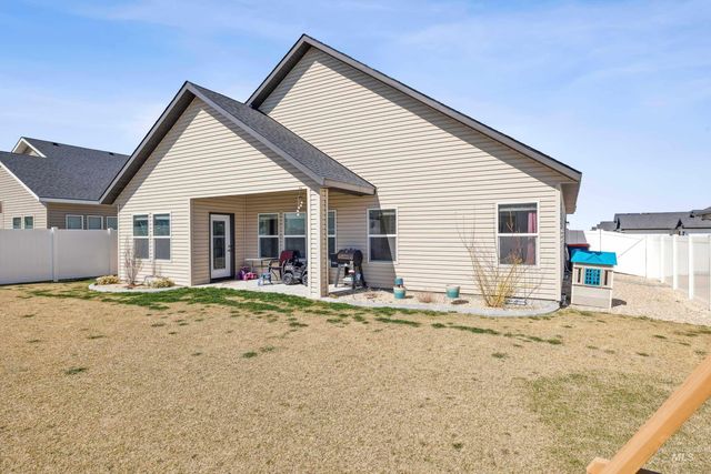 468 April Ave, Twin Falls, ID 83301