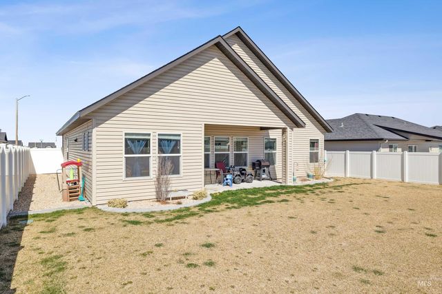 468 April Ave, Twin Falls, ID 83301