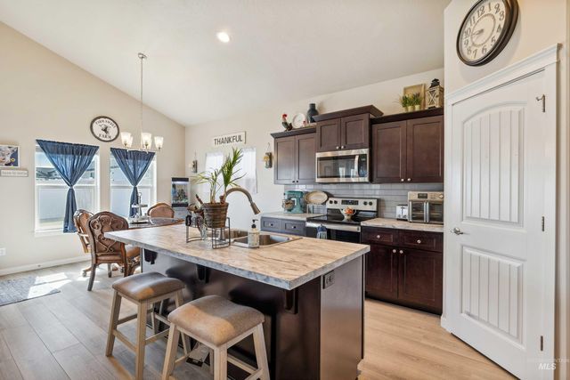 468 April Ave, Twin Falls, ID 83301
