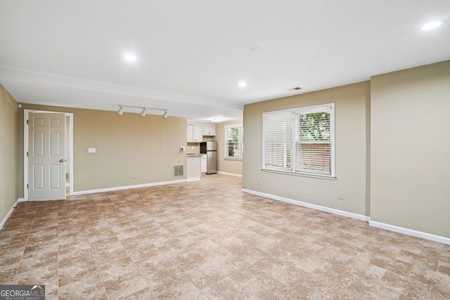 6209 Benbrooke Drive NW, Acworth, GA 30101