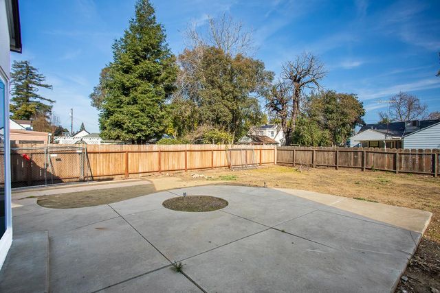 845 Olive St, Yuba City, CA 95991