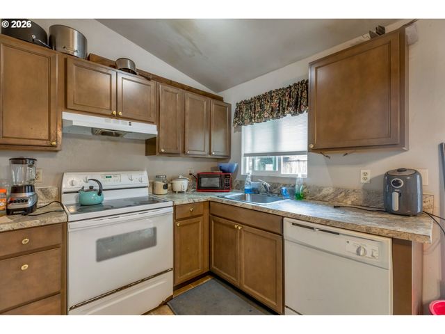 19486 Sw 67TH Ave, Tualatin, OR 97062