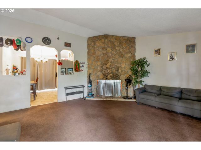 19486 Sw 67TH Ave, Tualatin, OR 97062