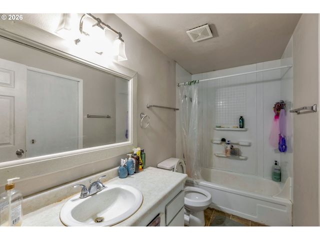 19486 Sw 67TH Ave, Tualatin, OR 97062