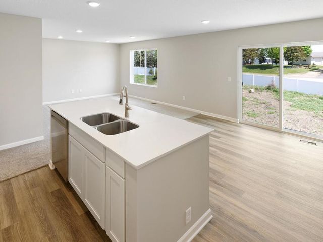 25868 Emerson Court, Wyoming, MN 55092