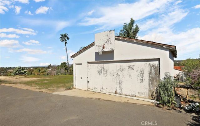 5231 Highland Avenue, Yorba Linda, CA 92886