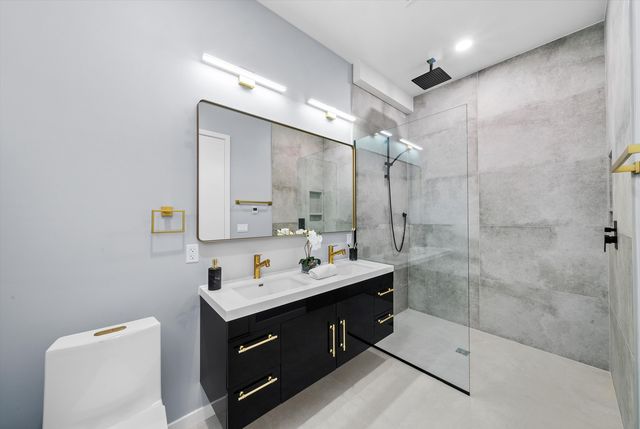 5830 N Lincoln Avenue 3E, Chicago, IL 60659