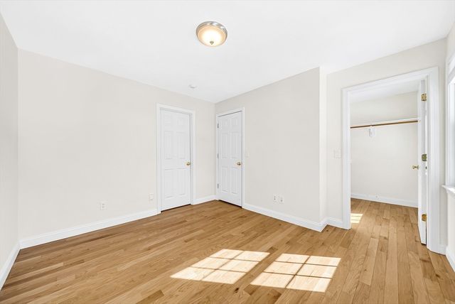 132 Howe St B, Natick, MA 01760