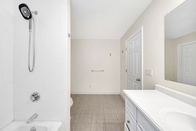 132 Howe St B, Natick, MA 01760