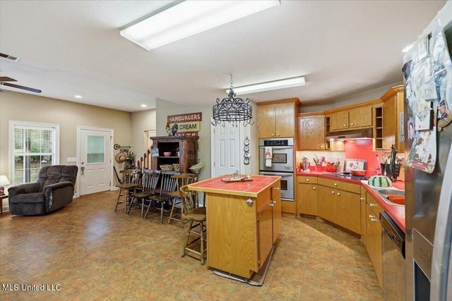 1333 Scr 51, Mount Olive, MS 39119