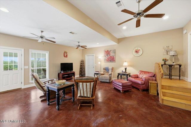 1333 Scr 51, Mount Olive, MS 39119