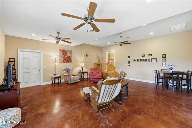 1333 Scr 51, Mount Olive, MS 39119