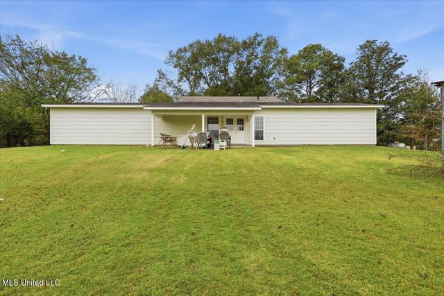 1333 Scr 51, Mount Olive, MS 39119