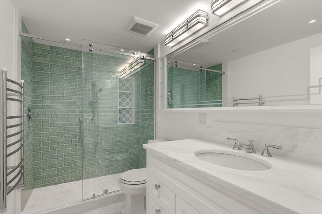 390 Commonwealth Ave 706, Boston, MA 02215