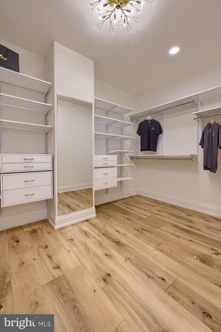 1225 HUNSICKER, Lancaster, PA 17601