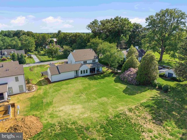 1225 HUNSICKER, Lancaster, PA 17601
