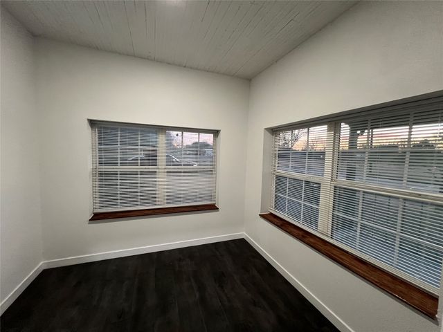 1601 S Travis Street, Sherman, TX 75090