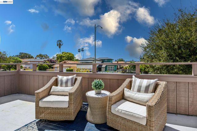 2838 Agua Vista Dr, San Jose, CA 95132