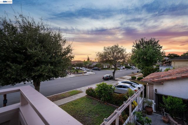 2838 Agua Vista Dr, San Jose, CA 95132