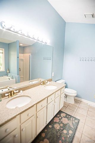 6 Jenn Laur Drive, Edwardsville, IL 62025