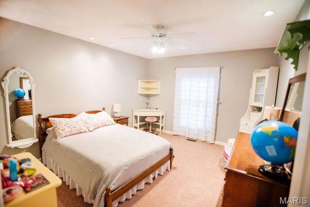 6 Jenn Laur Drive, Edwardsville, IL 62025