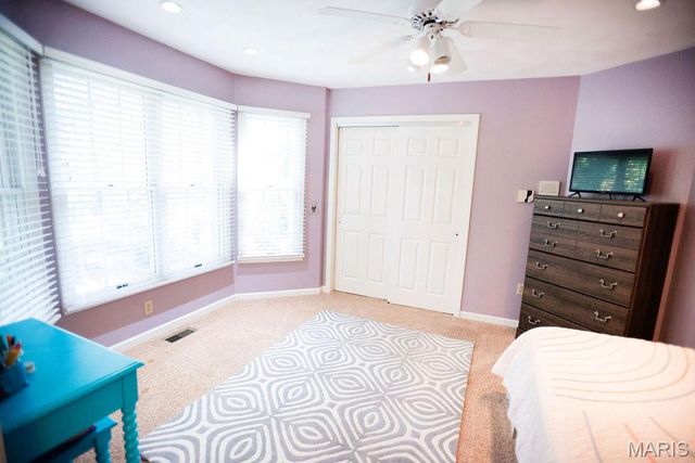 6 Jenn Laur Drive, Edwardsville, IL 62025