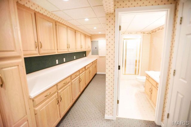 6 Jenn Laur Drive, Edwardsville, IL 62025