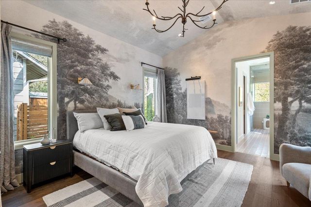 2200 W 9th ST, Austin, TX 78703