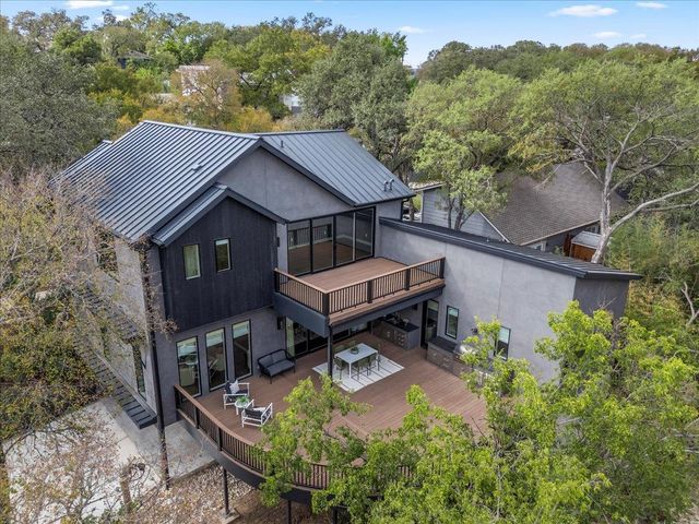 2200 W 9th ST, Austin, TX 78703