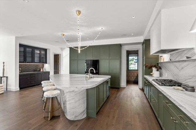 2200 W 9th ST, Austin, TX 78703