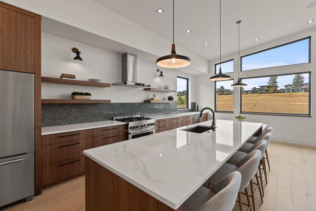 3122 NW Crossing Drive, Bend, OR 97703