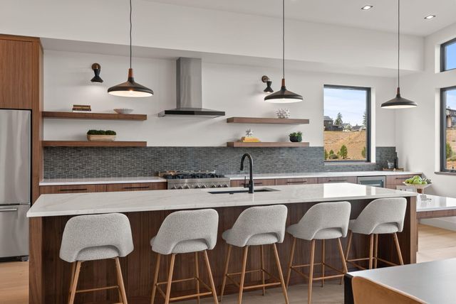 3122 NW Crossing Drive, Bend, OR 97703