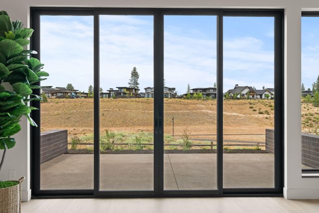 3122 NW Crossing Drive, Bend, OR 97703