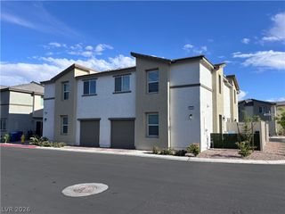 2833 Champagne Gold Avenue, North Las Vegas, NV 89086