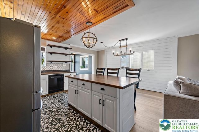 434 East Mosser Street, Allentown City, PA 18109