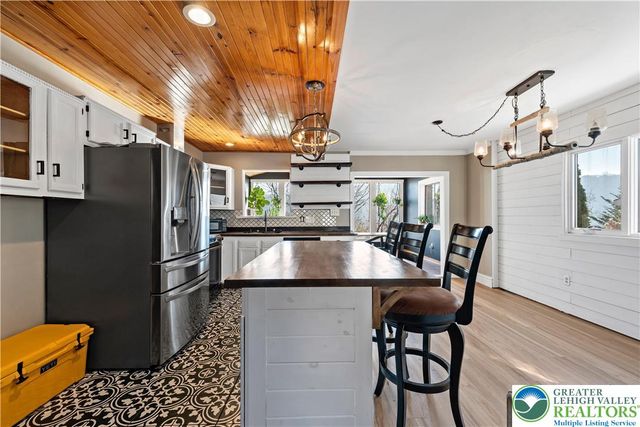 434 East Mosser Street, Allentown City, PA 18109