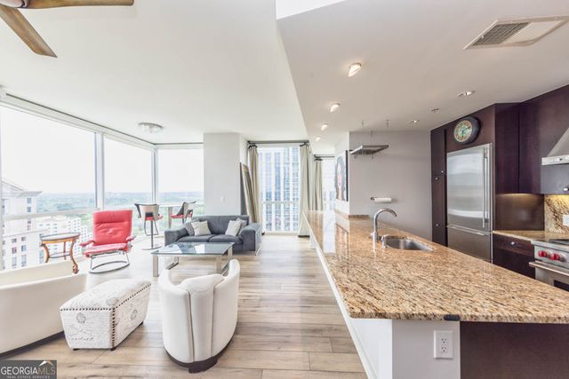 3325 Piedmont Road NE 2206, Atlanta, GA 30305